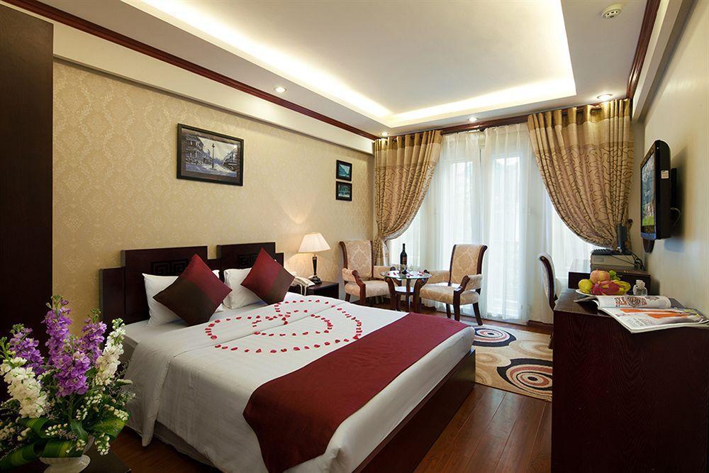 Paradise & Travel 4*