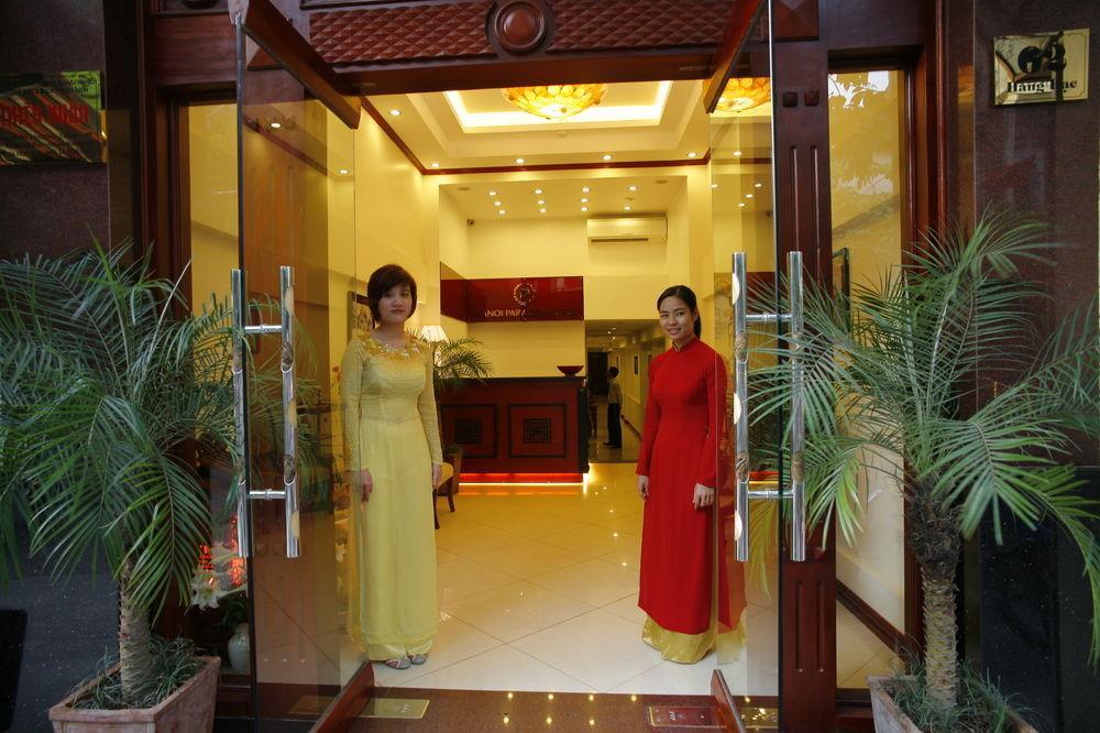 Paradise & Travel Hotel 4*