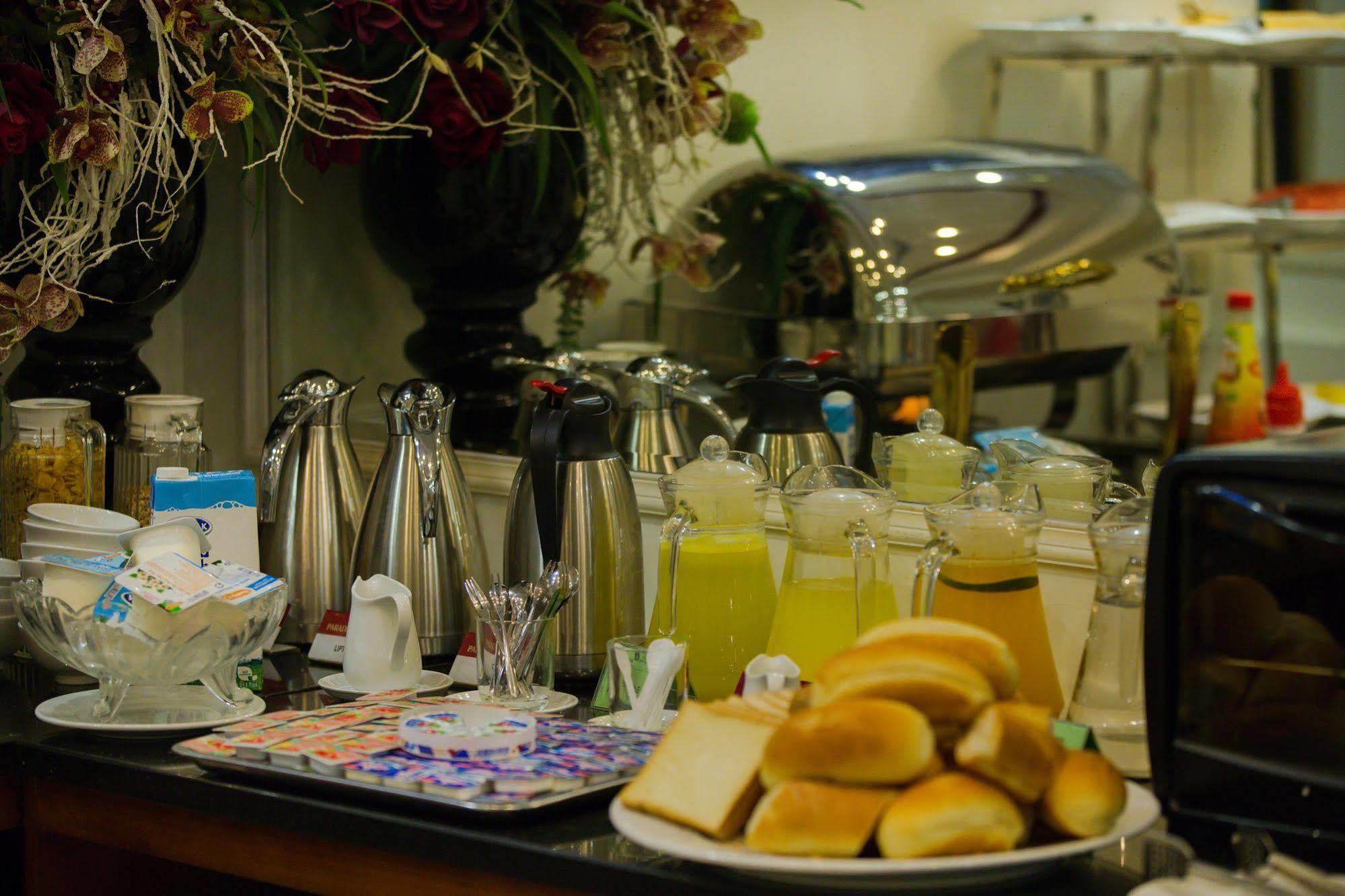 Hotel Paradise & Travel Hanoi